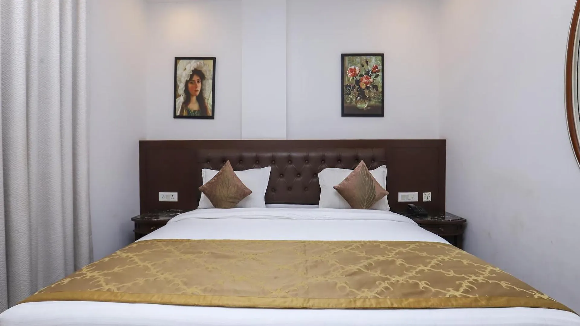 Hotel Jmd New Delhi