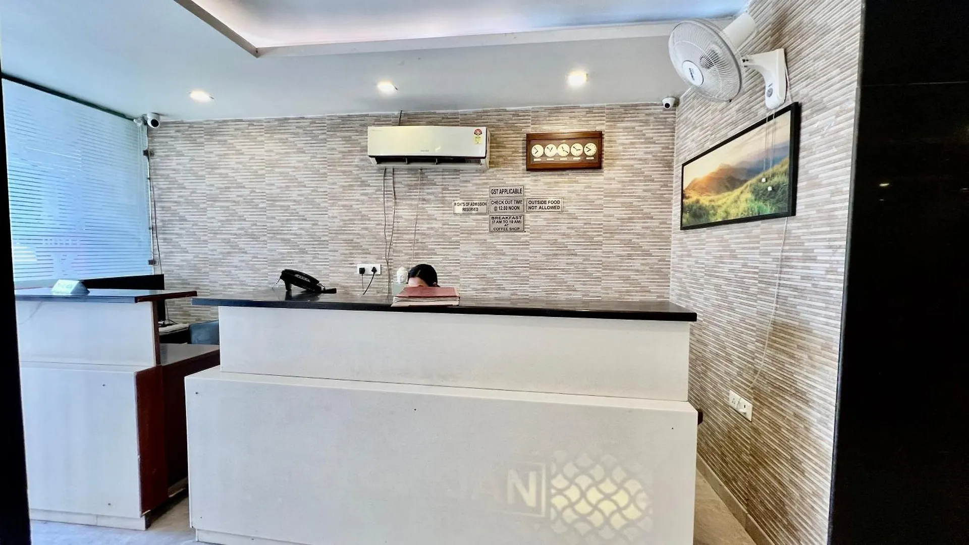 Hotel Jmd New Delhi